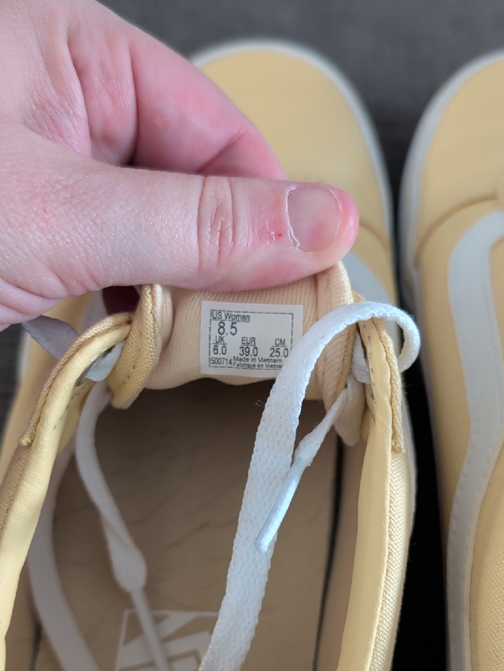 Women's Vans Light Yellow - Picture 2 of 5
